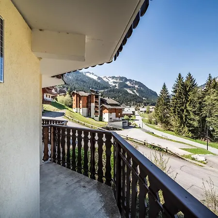 Vue Montagne - * Châtel