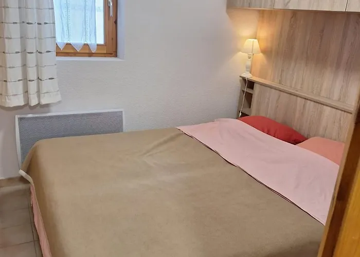 Quiet Renovated Flat, Mountain View Daire